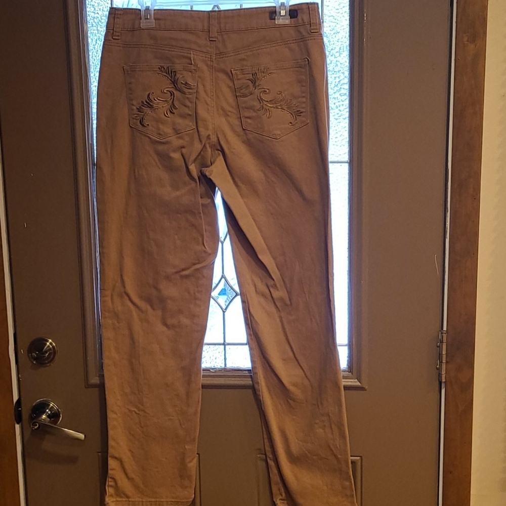 Jeans - Picture 2 of 2